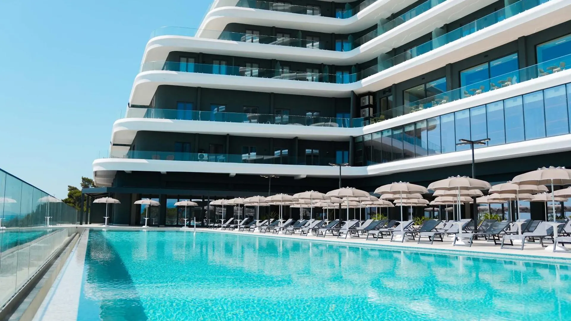 Ilyonis Hotel & Spa Shëngjin
