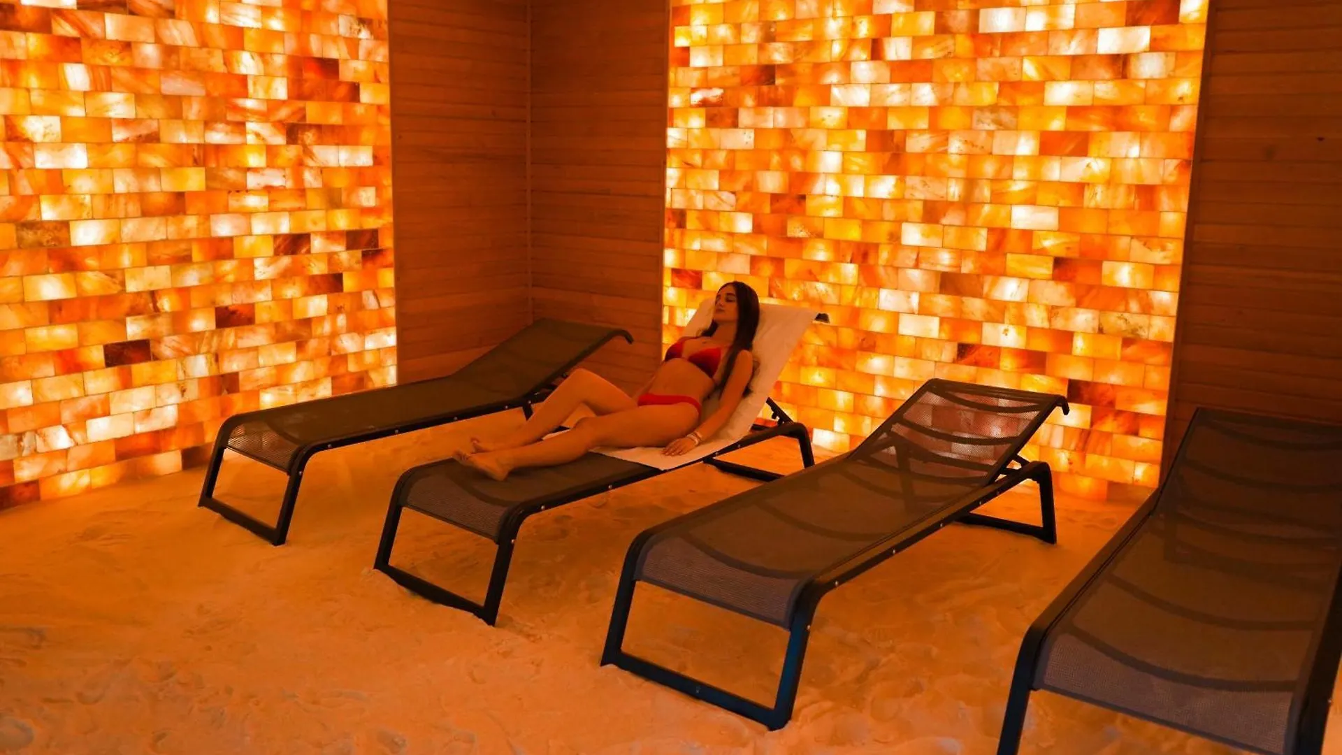 Ilyonis Hotel & Spa Shëngjin 5*,