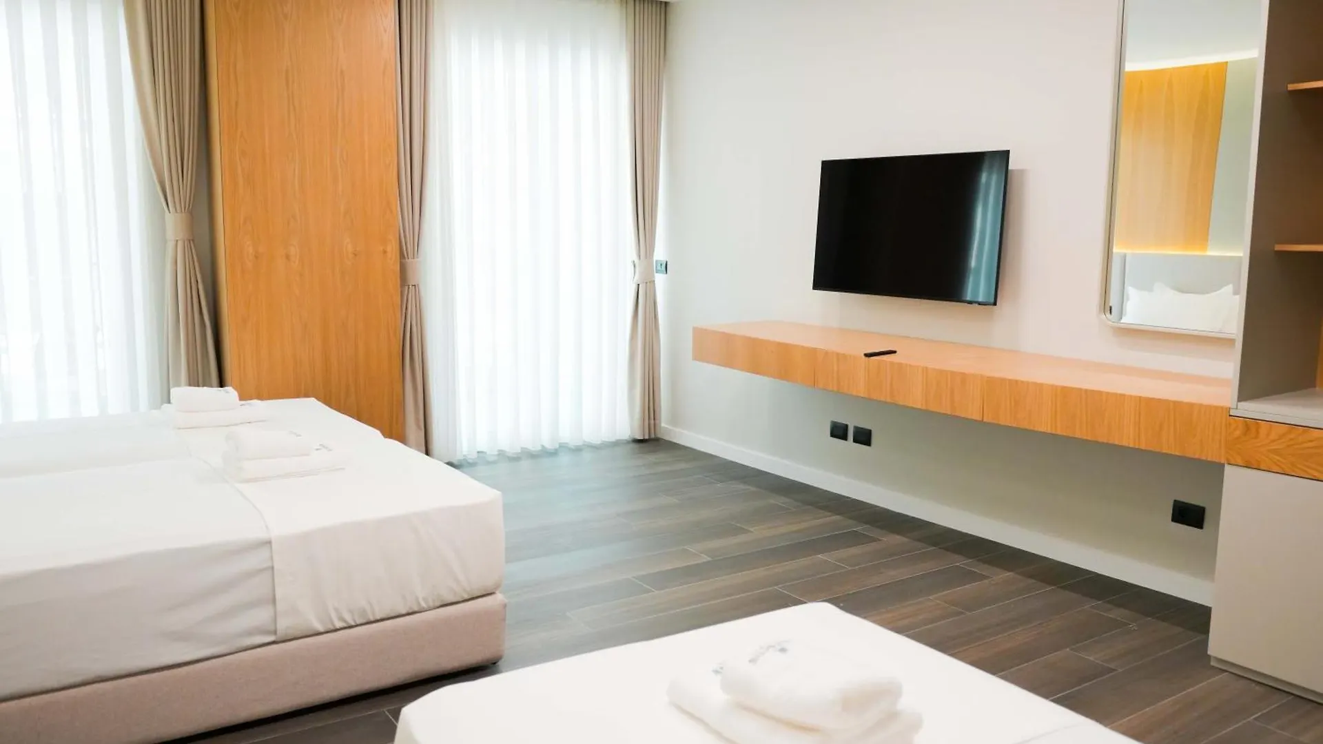 Ilyonis Hotel & Spa Shëngjin