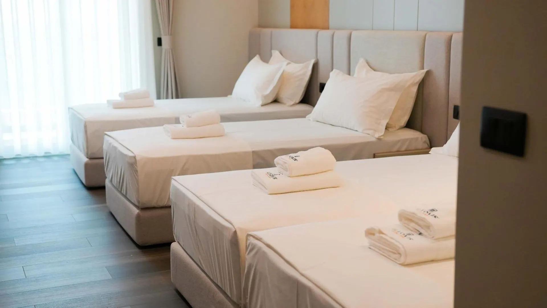 Ilyonis Hotel & Spa Shëngjin 5*,  Albanien